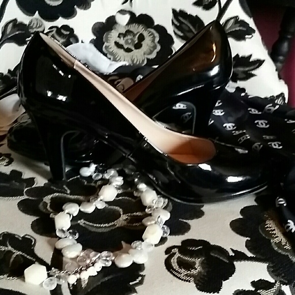 MOOTSIES TOOTSIES, SHOES