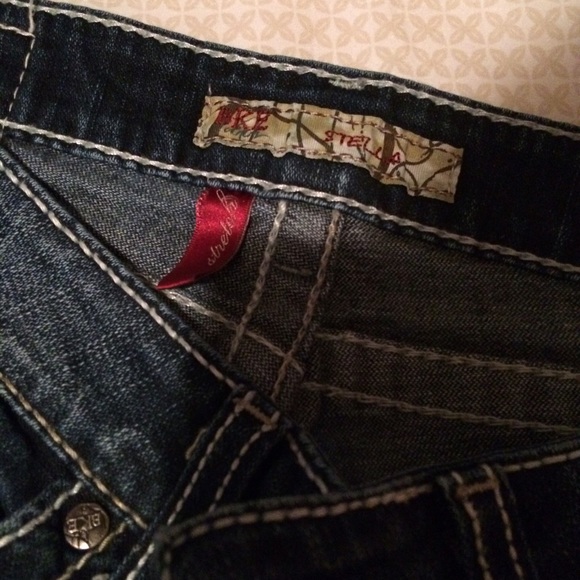 SOLD: BKE Stella Jeans: Like new - Picture 3 of 4