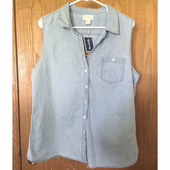 Denim sleevless button up