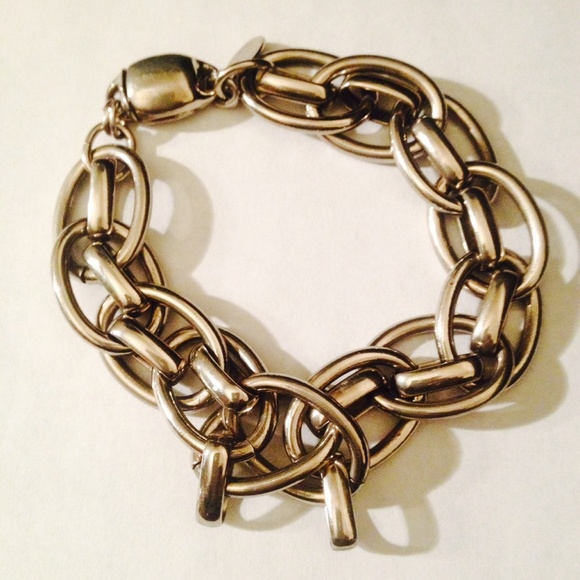 Women 's Silver Tone Chain Bracelet
