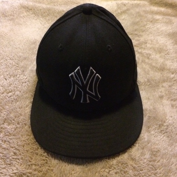 Yankees New Era 7 1/4 Hat