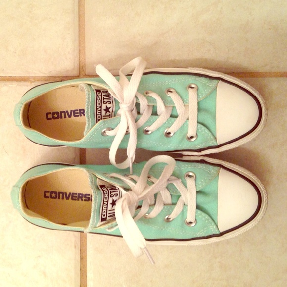 Mint green converse