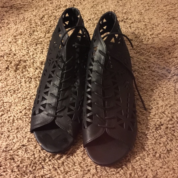 Comfy flat sandals