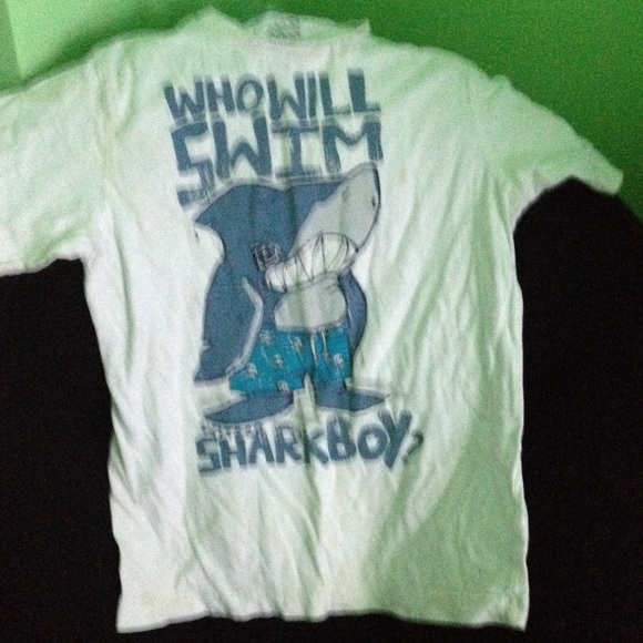 Short sleeved kid shirt