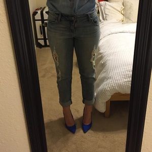 Distressed Boyfriend Jeans