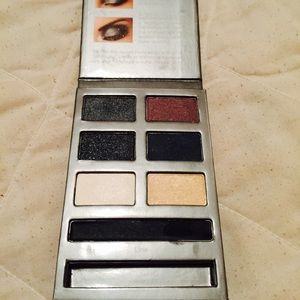 Victoria's Secret Smoky Eyes Eyeshadow