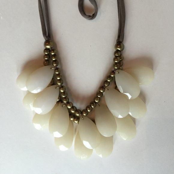 Beautiful Anthropologie Necklace!