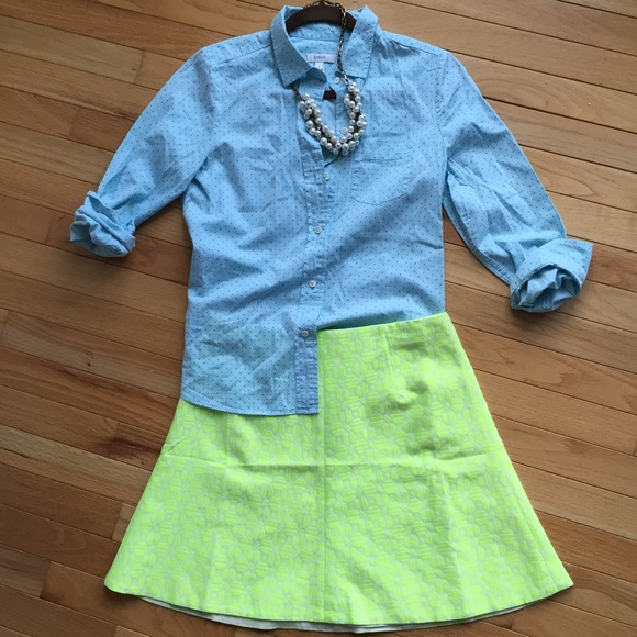J CREW button down shirt SZ 2