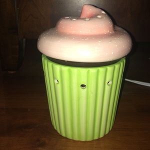 Cupcake Scentsy.