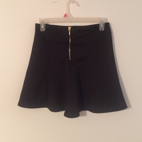 Black Vera wang skirt - Picture 2 of 3