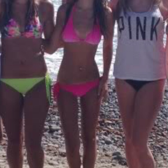 Bikini bundle* - Picture 2 of 2