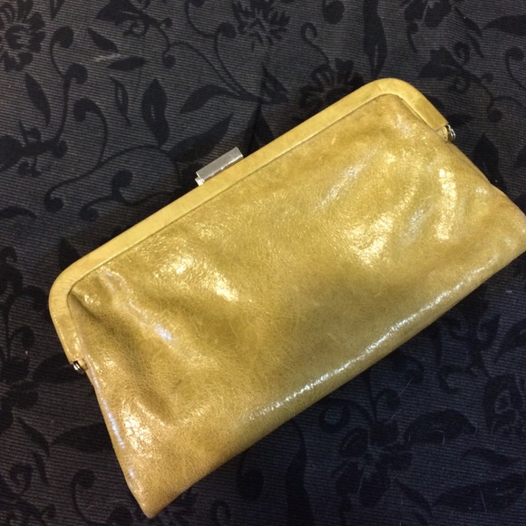 Latico clutch