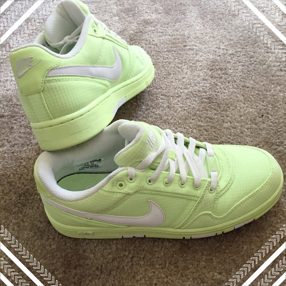 Yellow Nike Tennis Shoes