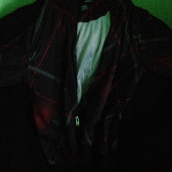 Hurley sweat shirt