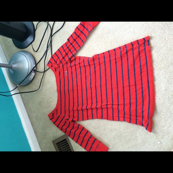 Hollister 3/4 sleeve red stripped shirt