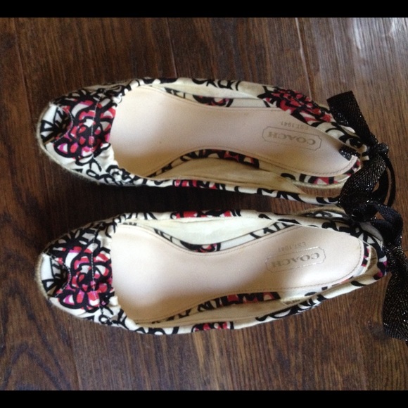 Authentic Coach "Maritza" Espadrilles - Picture 2 of 4
