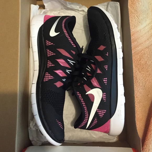 Nike free runs