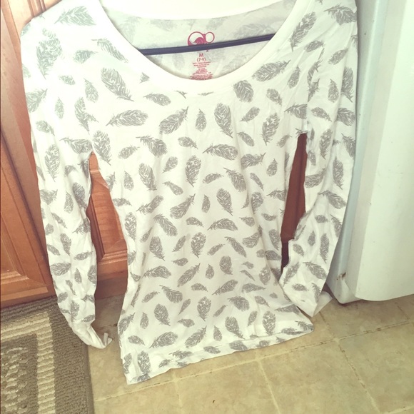 Feather long sleeve