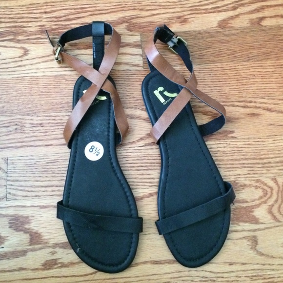 Report criss-cross Sandal - Picture 4 of 4