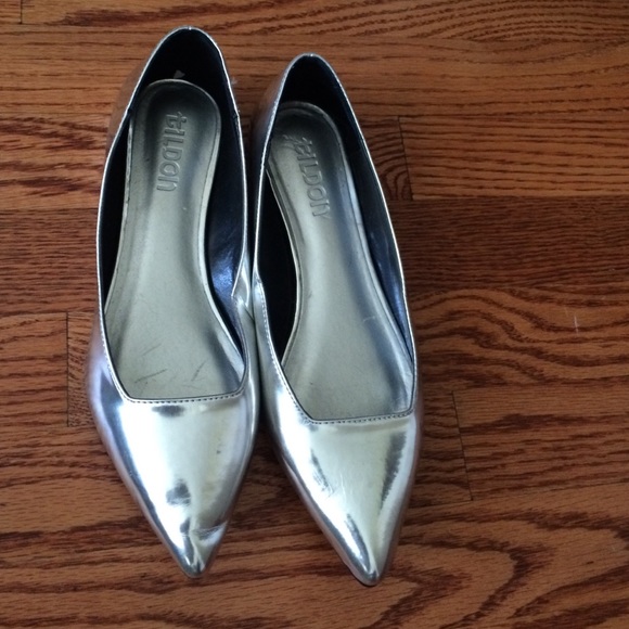 Tildon silver pointed flat - Picture 2 of 3