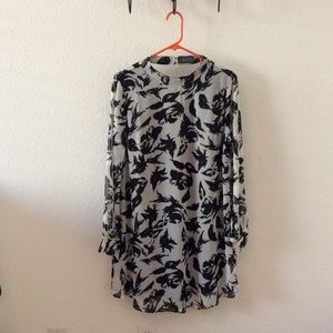 Long Sleeve Floral Shift Dress