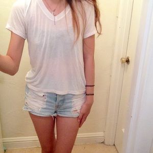 Brandy Melville plain V✨