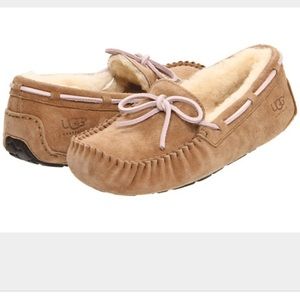 Brown moccasin uggs