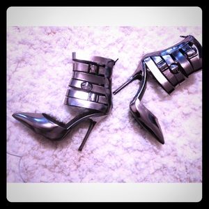 ❤️KC for Steve Madden metallic pump sz 8 ❤️