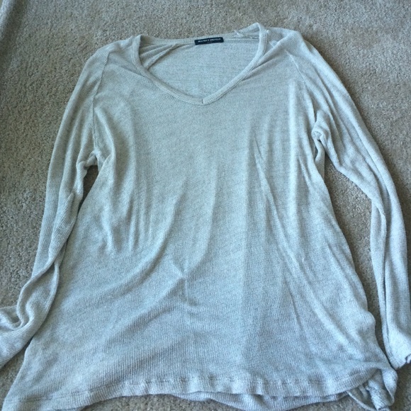Brandy Melville v-neck sweater