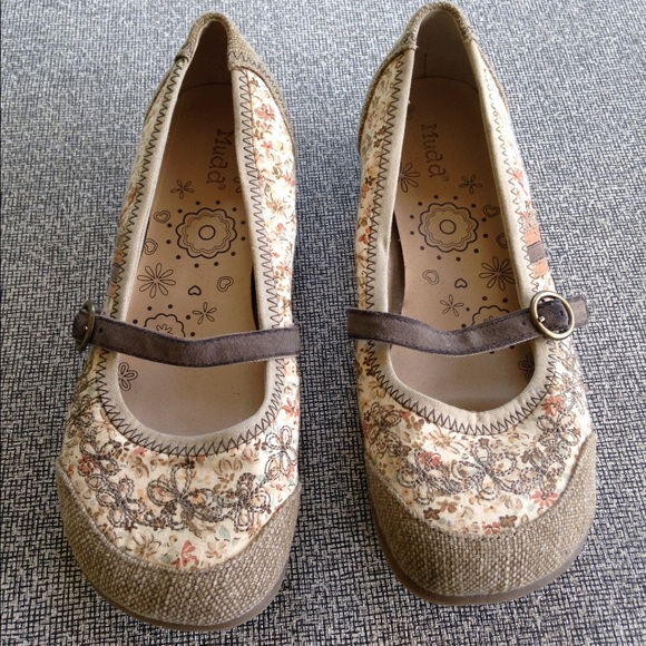 Mudd shoes