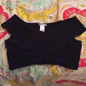 black crop top