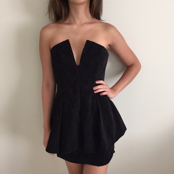 Navy Cameo peplum dress