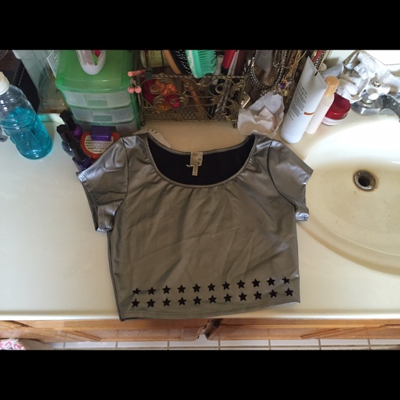 Silver Crop Top - Picture 1 of 2