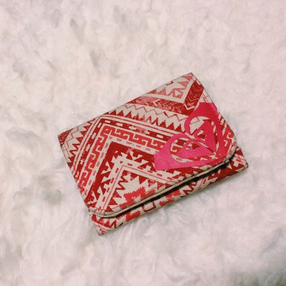Aztec Design Roxy Wallet - Picture 1 of 3