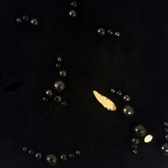 Black embossed jacket with faux pearls - Picture 2 of 4