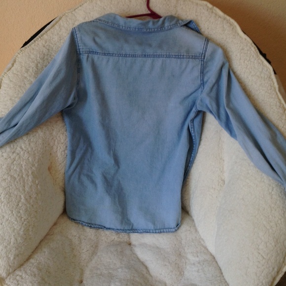 Jean jacket - Picture 2 of 4