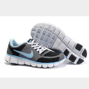 Nike Women's Free Run 7.0