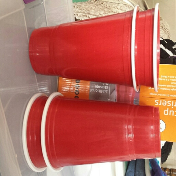 RED CUP BED RISERS - Picture 2 of 2