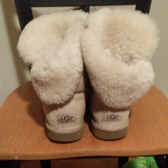 Sold - Picture 2 of 4