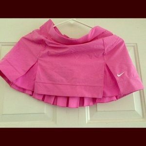 Nike tennis skirt..new!