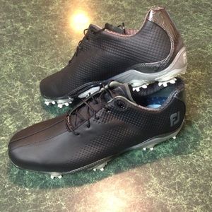 ⛳️Foot Joy DNA men's golf shoes!!⛳️