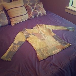 Cute 3/4 sleeved top