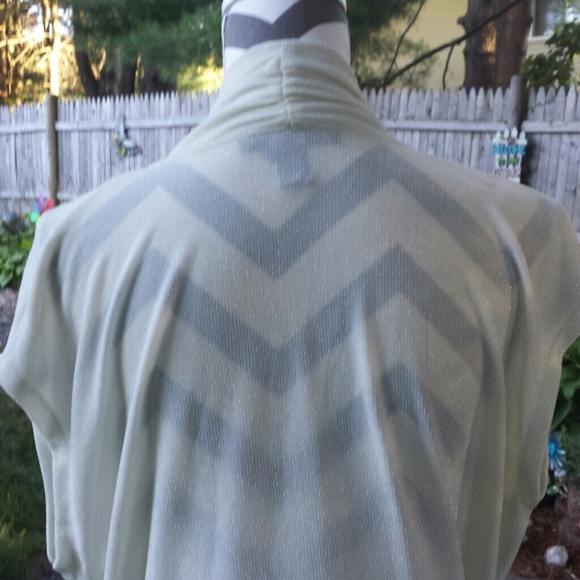 Josephine Chaus Metallic Top - Picture 3 of 4