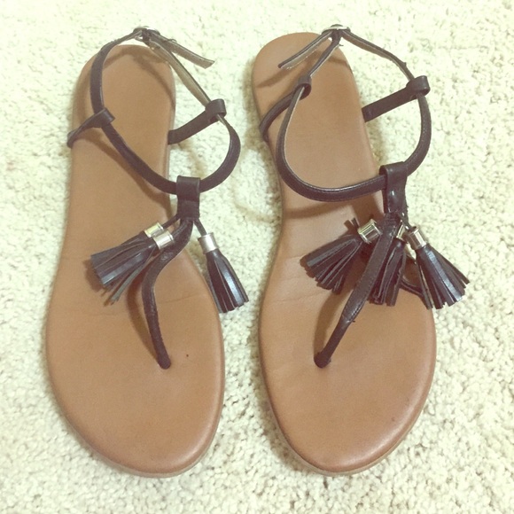 Sandals - Picture 1 of 1