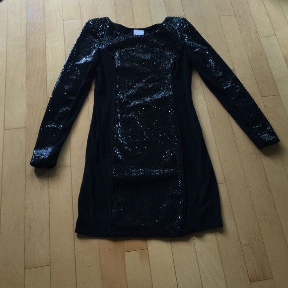 Black long sleeve sequin cocktail dress
