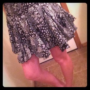 Cute small forever 21 skirt