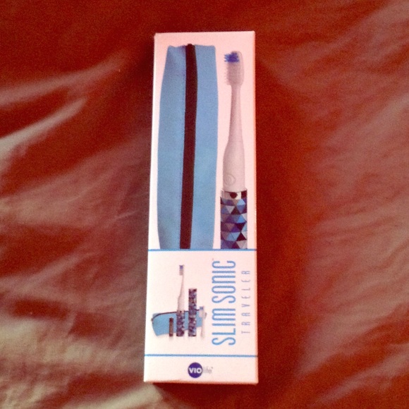 Slim Sonic Traveler toothbrush