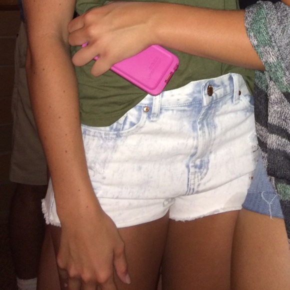 ❗️SOLD❗️ High Waisted Shorts - Picture 4 of 4