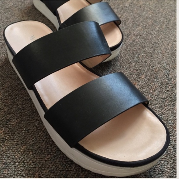 "Wanted" Platform Slide-Ons