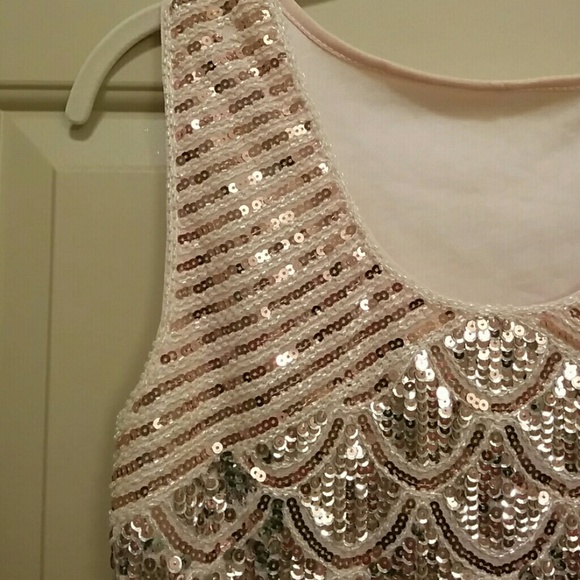 Gorgeous sparkly gold dress - Picture 3 of 4